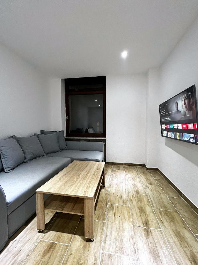 Erdgeschoss Wohnung Wiesbaden Stadtmitte 2 Zimmer Kueche Bad Zewnętrze zdjęcie